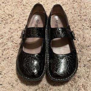 Alegria Black with Silver patterned Mary Jane by PG Lite. Size 42 (US 11).